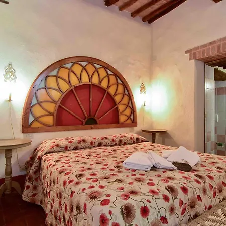 Agriturismo La Gavina בית חווה *